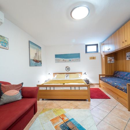 Apartments Zlatko & Mira Dorcic باشْكا الغرفة الصورة